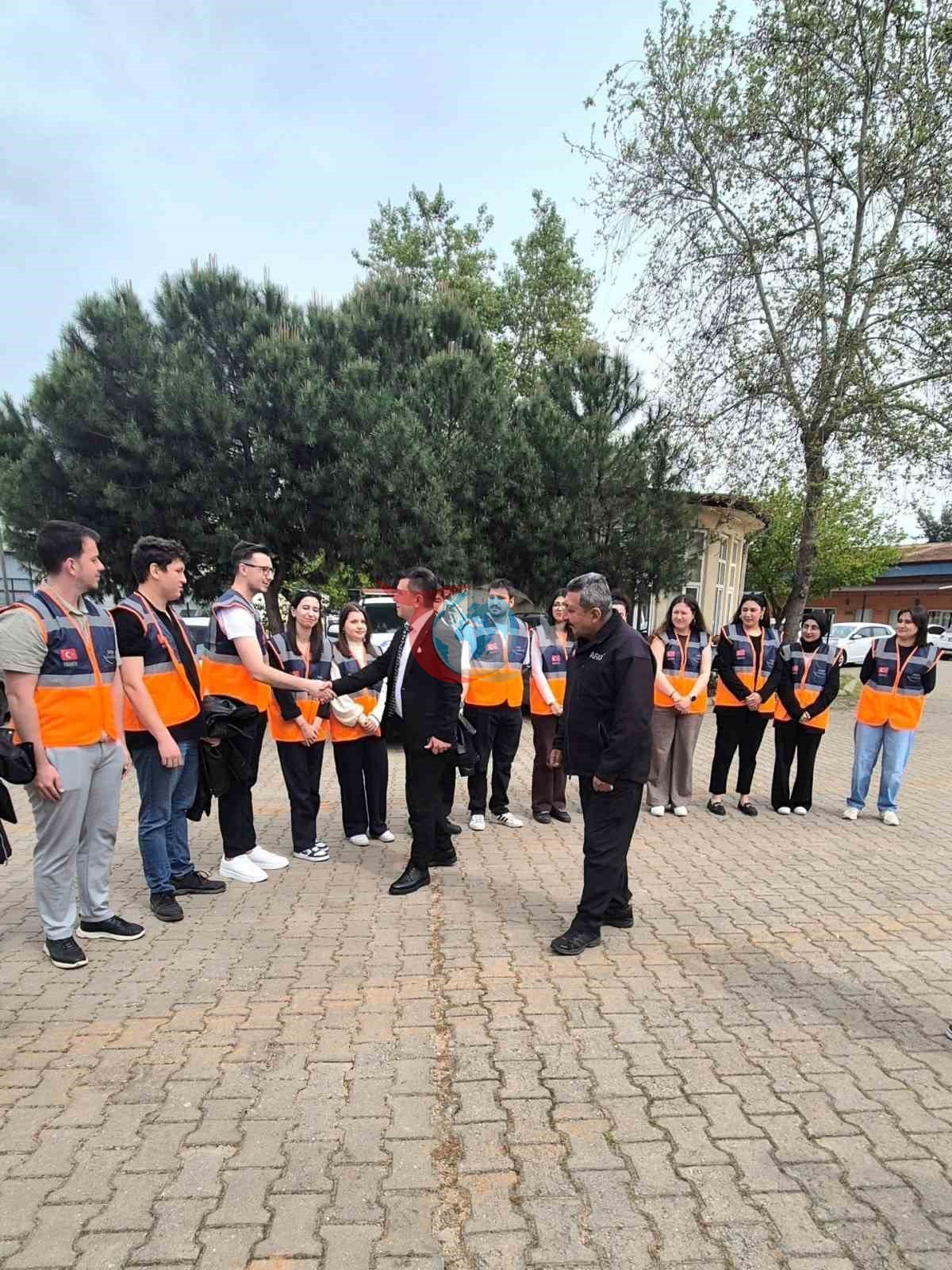 AFAD gönüllülerine sertifika ve kimlikleri teslim edildi