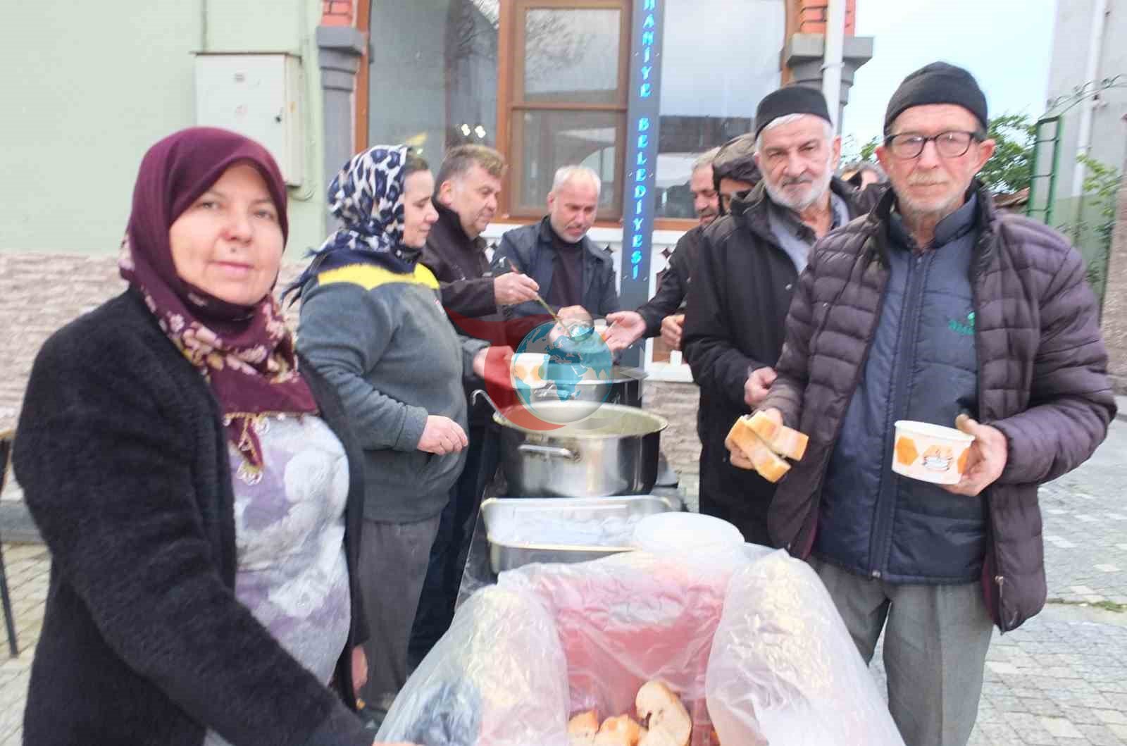 Burhaniye&rsquo;de sabah namazı buluşması Börezli Camiinde yapıldı