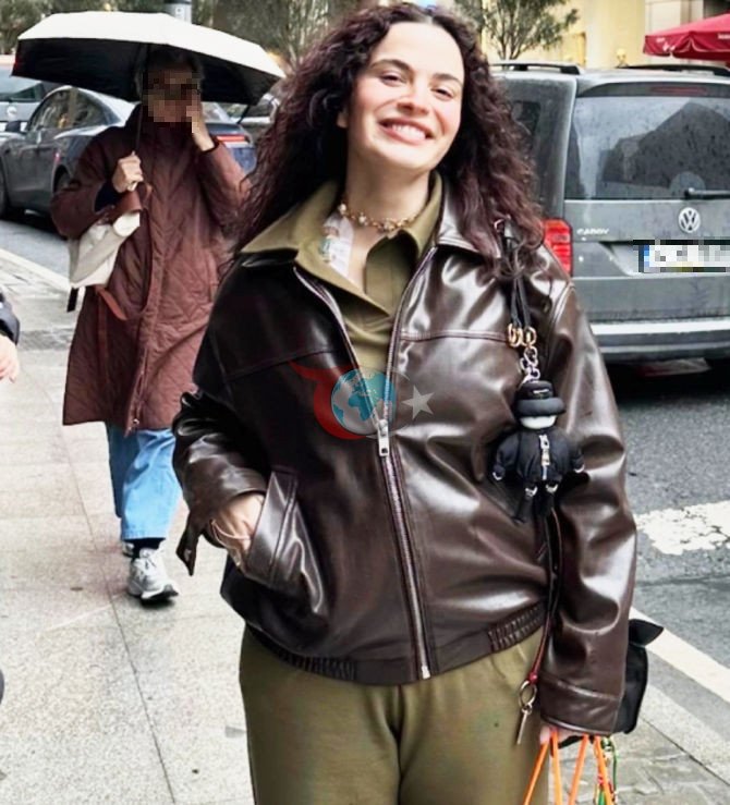 Aslı Bekiroğlu hastaneden çıkıp alışverişe koştu - Resim : 2