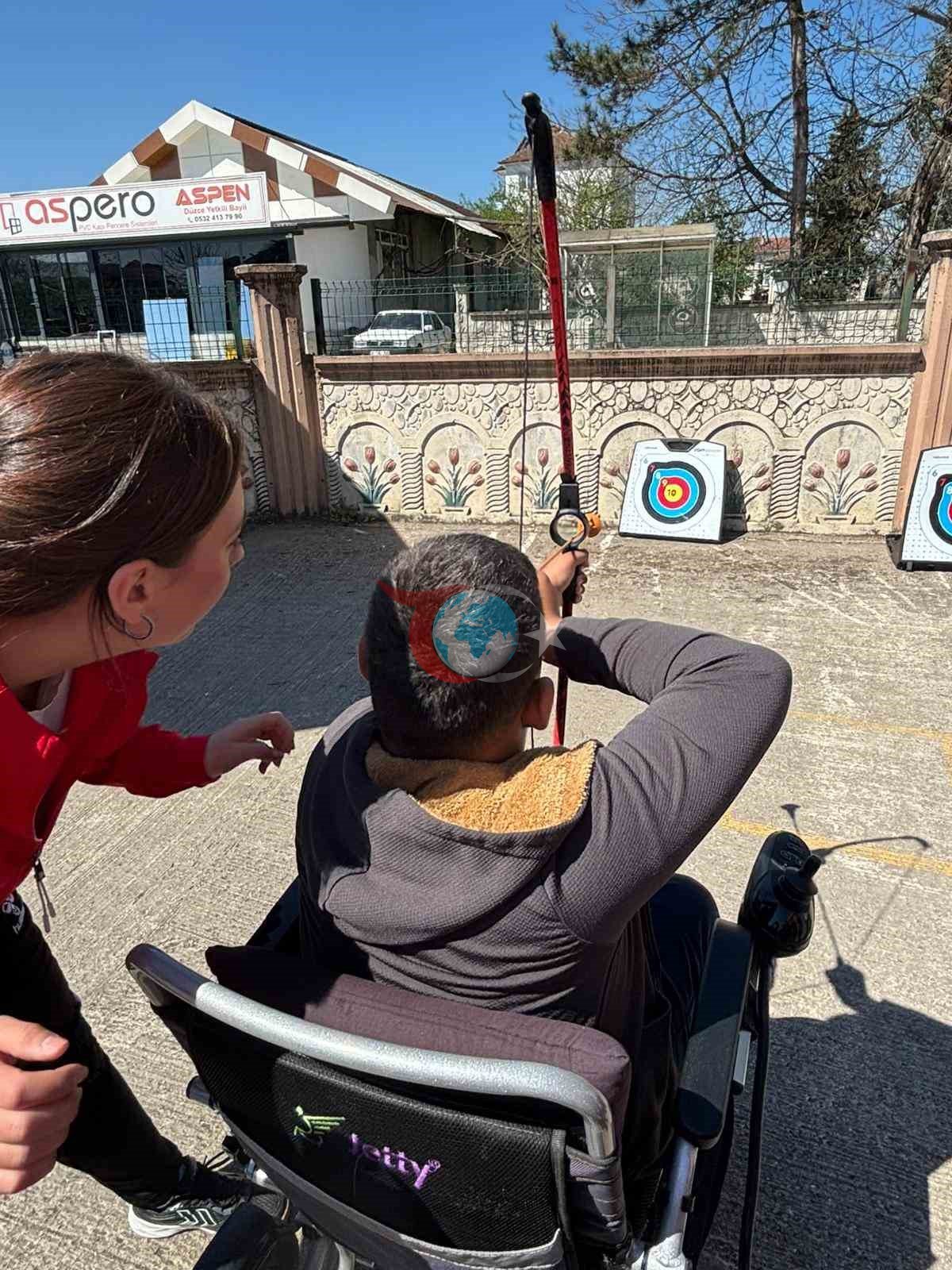 Spor branşlarını deneyimleyerek tanıyorlar