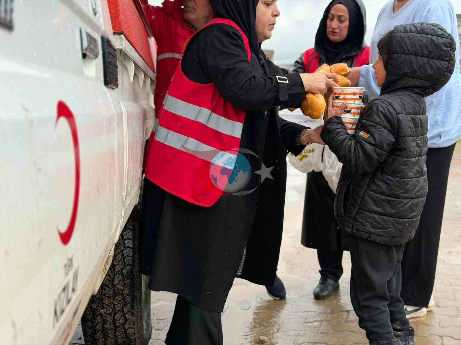 Kurtalan&rsquo;da sel mağdurlarına destek