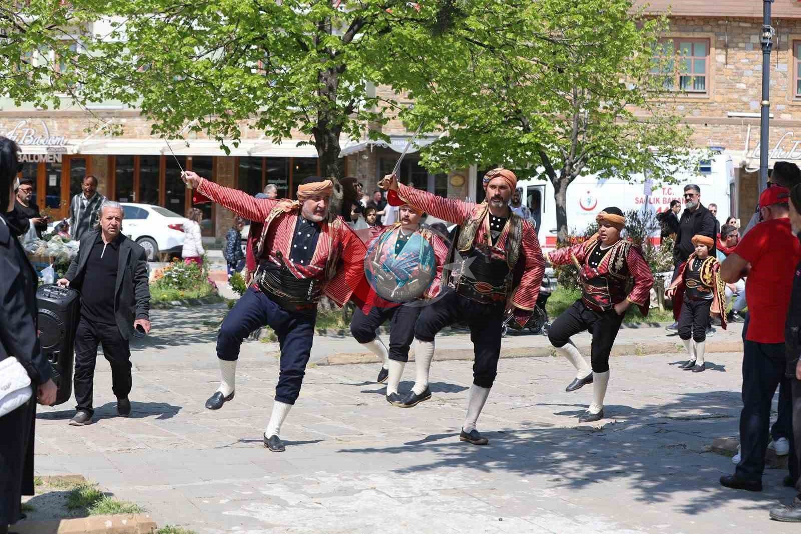 Gökçeada’da 23 Nisan Coşkusu: Ankara Kulübü Seymenlerinden Unutulmaz Gösteri