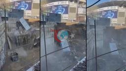 Son dakika... Fenerbahçe Stadyumu'nun yanındaki inşaat duvarı çöktü