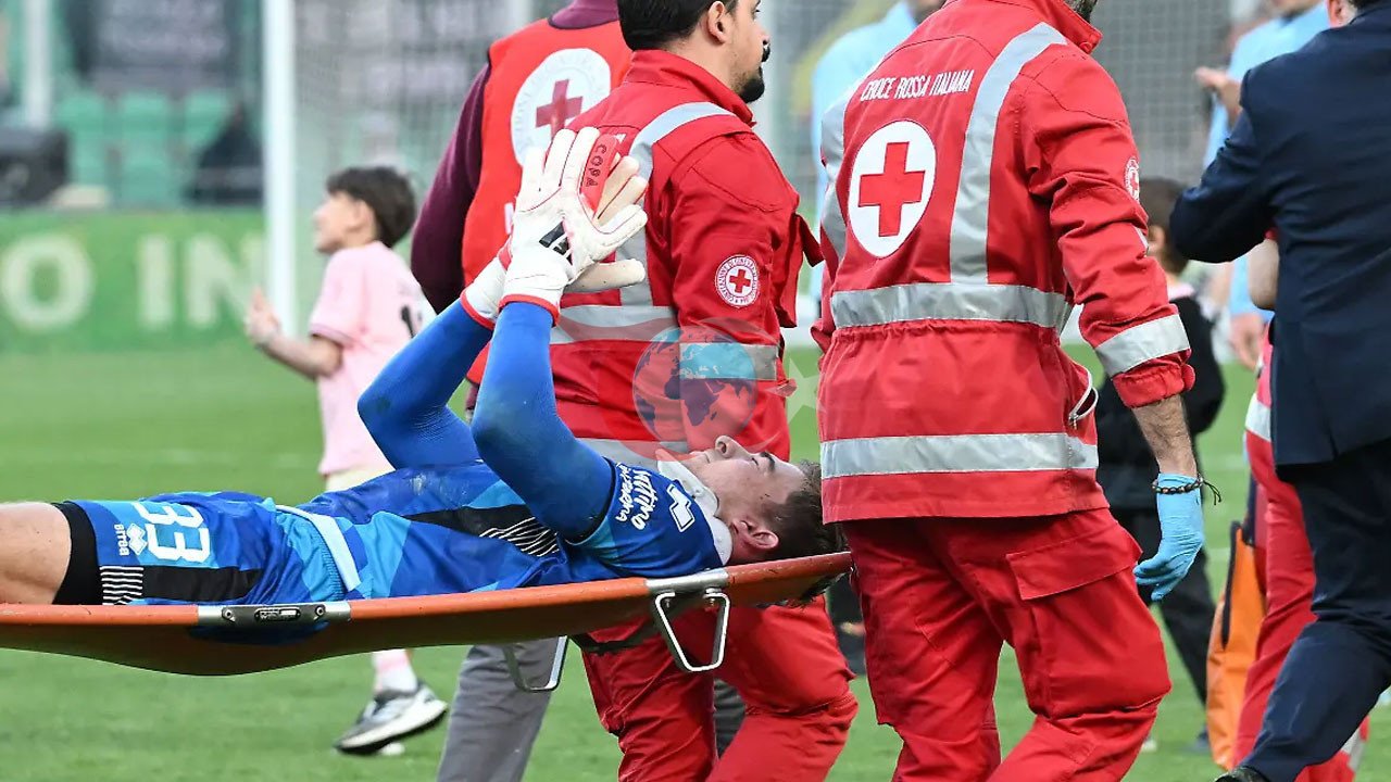 ABD'li Kaleci Jonathan Klinsmann Maçta Ciddi Bir Sakatlık Geçirdi