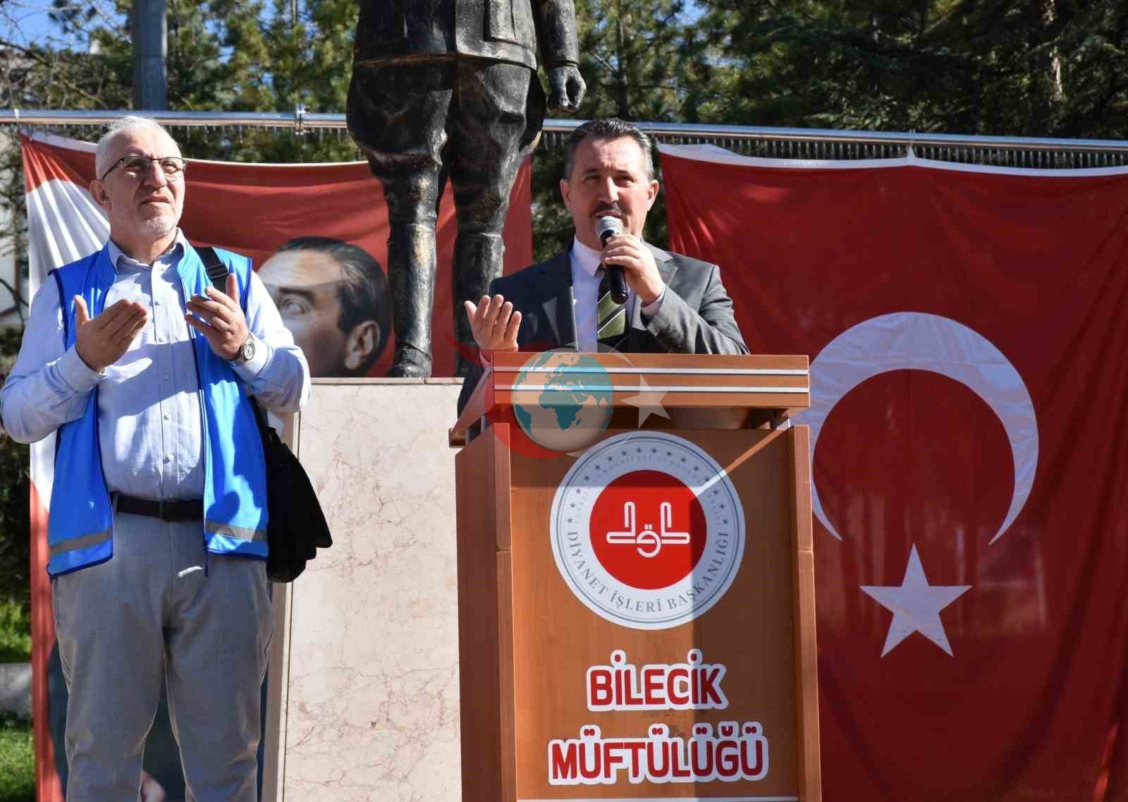 Bilecik&rsquo;te hacı adayları dualarla uğurlandı