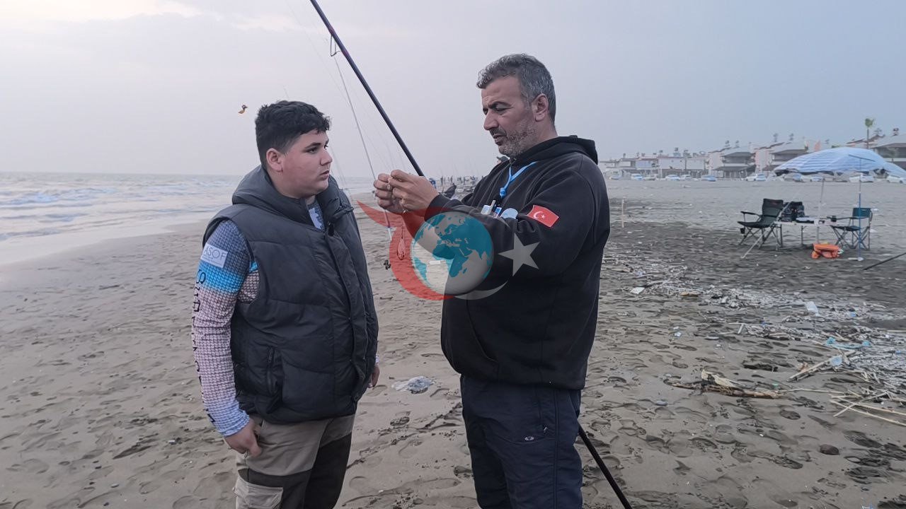 Oltalar, birincilik için denize atıldı