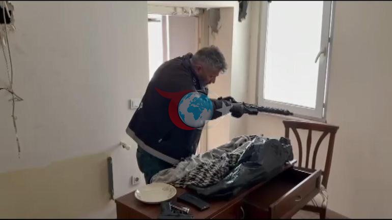 Küçükçekmece’de iş yerine kurşunlama İkinci saldırı için geldiklerinde suçüstü yakalandılar