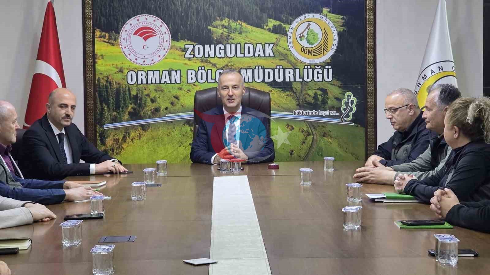 Halil Oflu yönetim kadrosuyla ilk toplantısını gerçekleştirdi