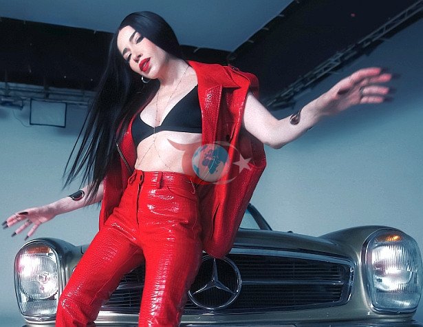 İrem Derici artık 'sakin olmak' istiyor - Resim : 2