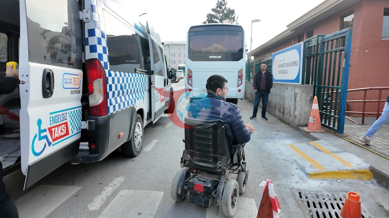 Hayallere giden yolda Engelsiz Taksi köprü oldu