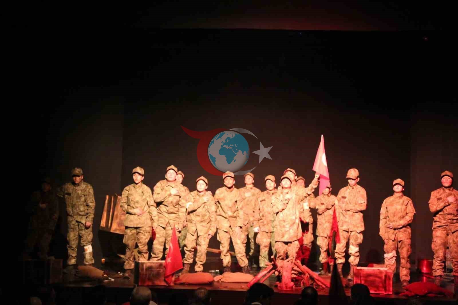 Erzurum’da Çanakkale ruhu sahneye taşındı