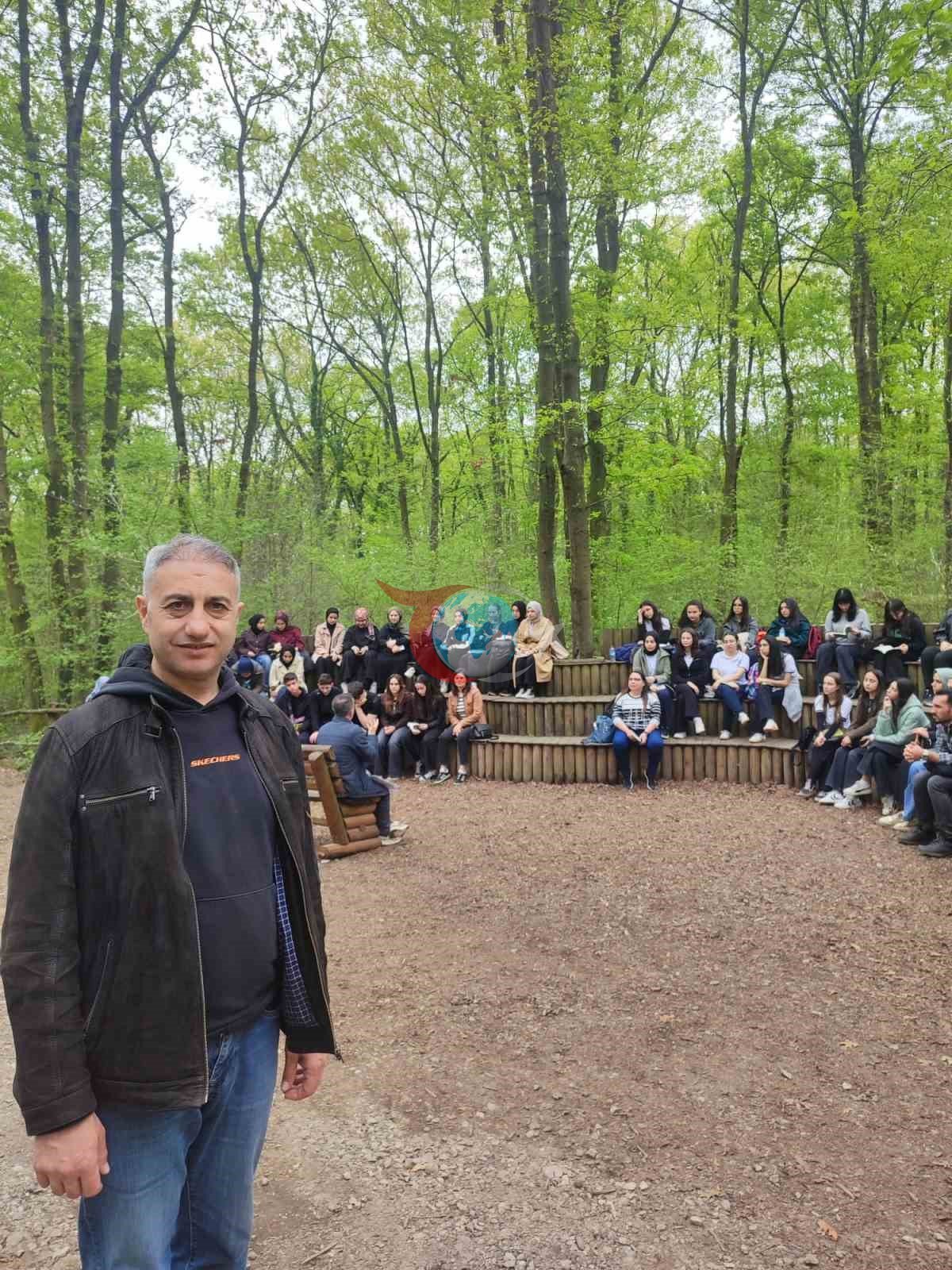 Kitap ve doğa buluşması Ormanya&rsquo;da gerçekleştirildi