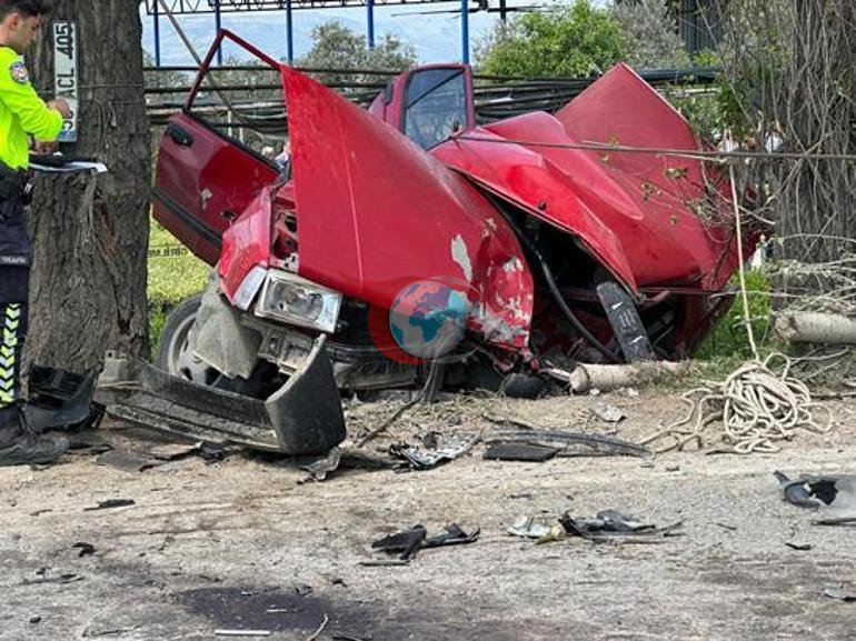 3 aracın karıştığı feci kazada 1 ölü Kazaya neden olan sürücü kayıplara karıştı