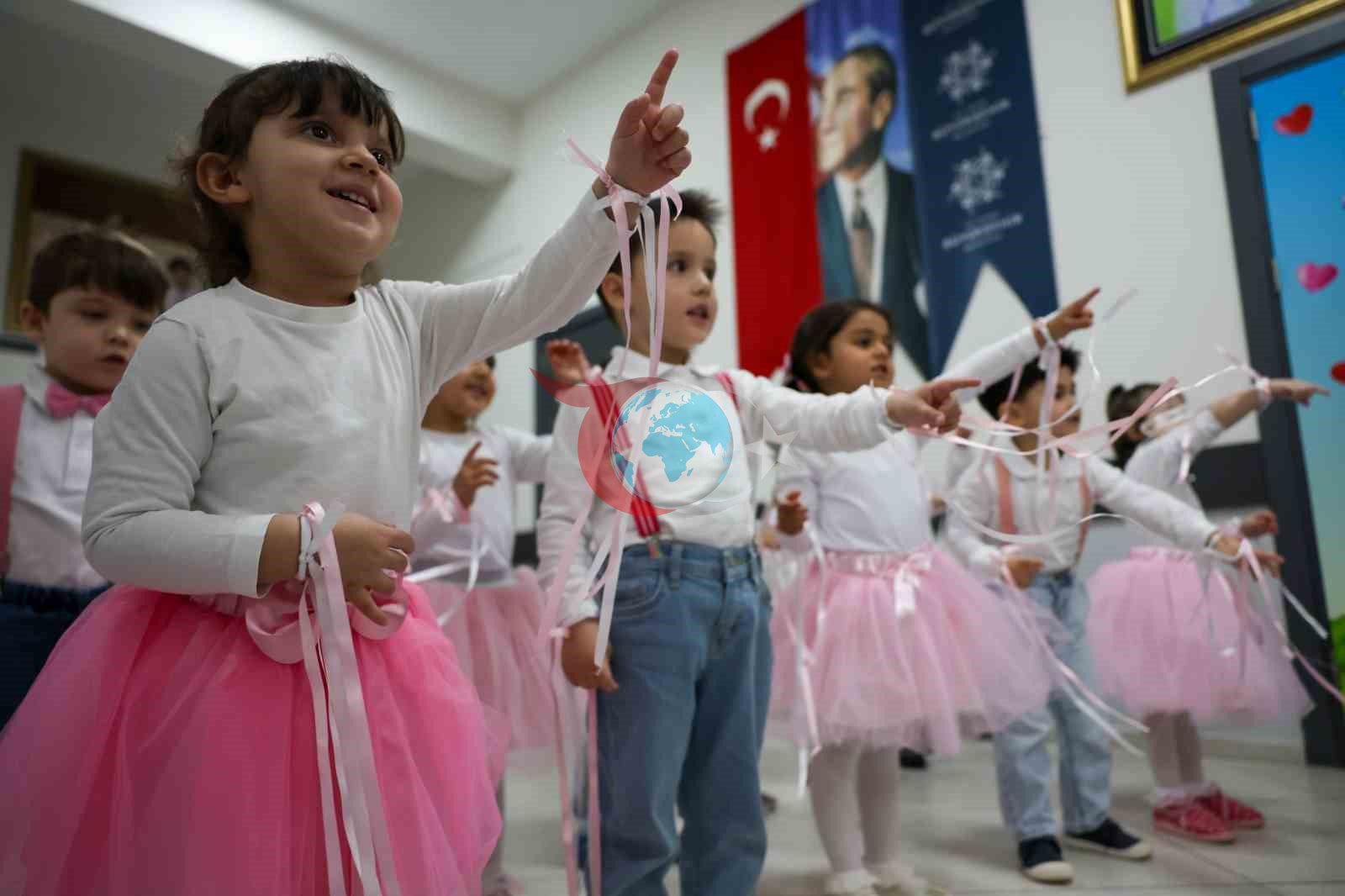 Bรผyรผkลehirโin รocuk Geliลim Merkezleriโnde 23 Nisan etkinlikleri dรผzenlendi
