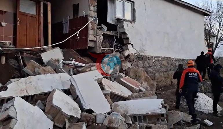 Ağrıda 4.3 büyüklüğünde deprem AFAD ekipleri bölgede: Köylerde bazı evlerde hasar oluştu