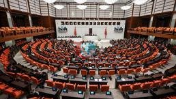 SON DAKİKA! Kanun teklifi TBMM'de kabul edildi: Doğum izni uzatıldı, sosyal medyaya yaş sınırı geldi