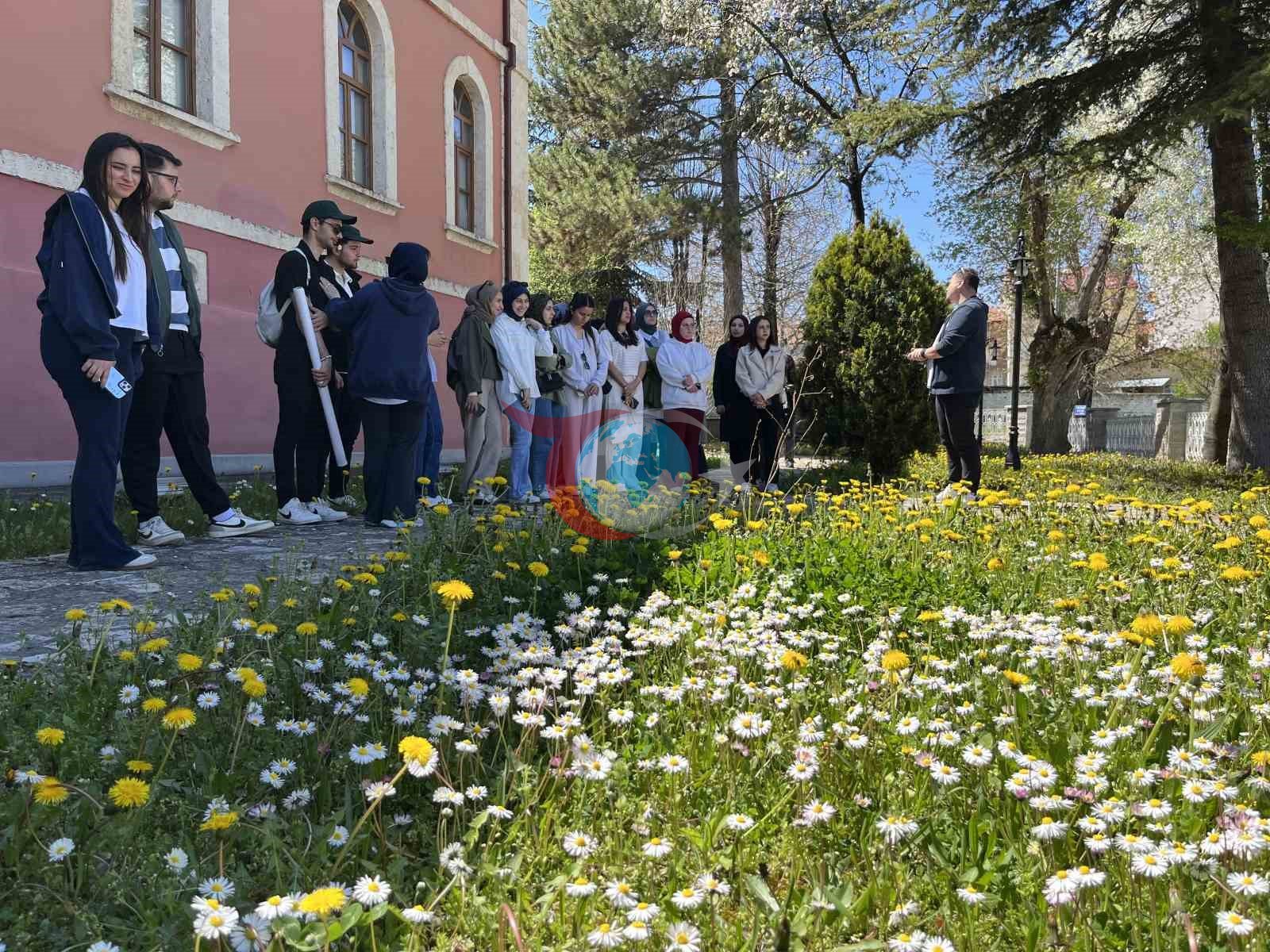 Üniversite öğrencilerinden binlerce yıllık tarihe yolculuk