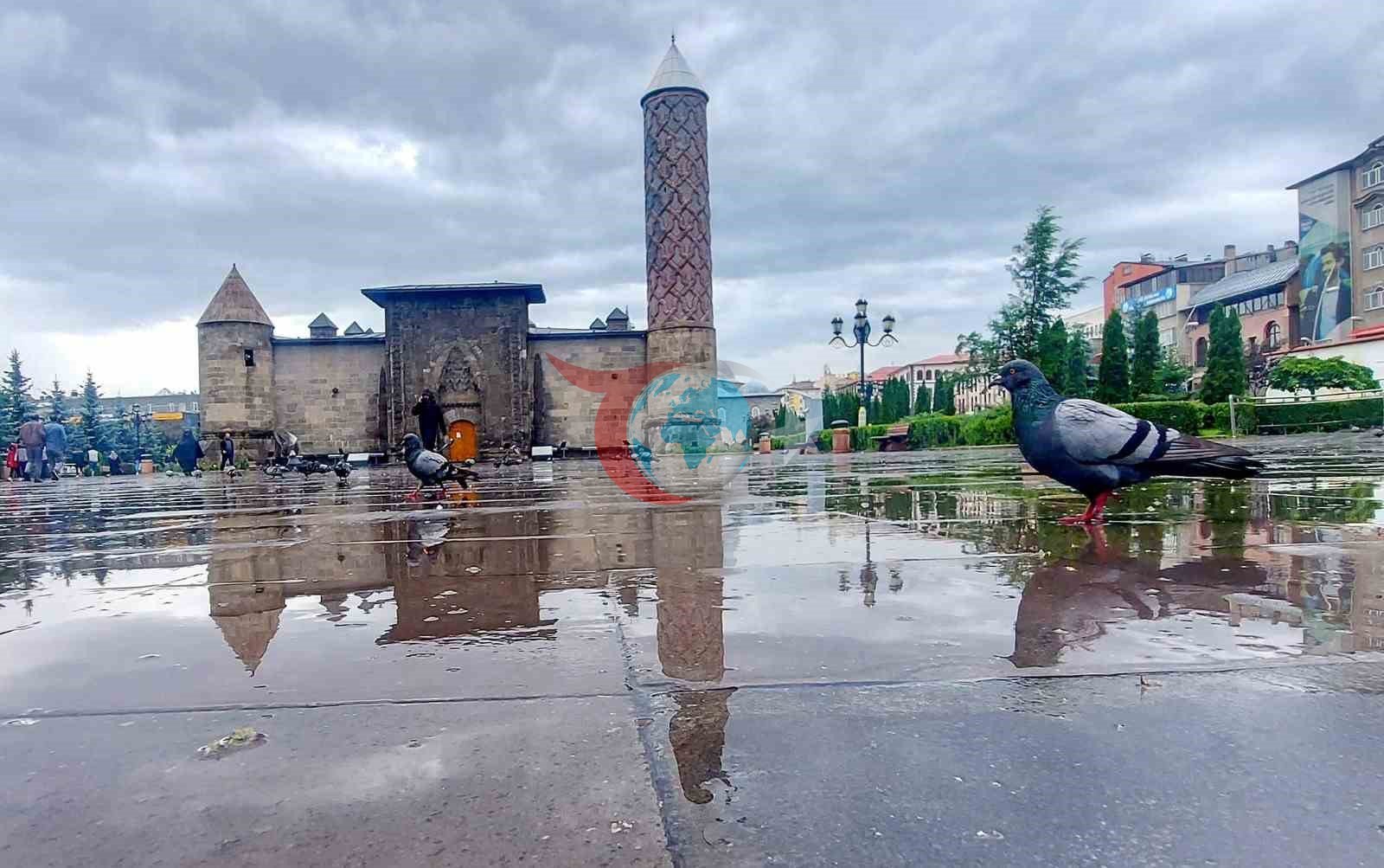 Meteorolojiden kuvvetli sağanak yağış uyarısı