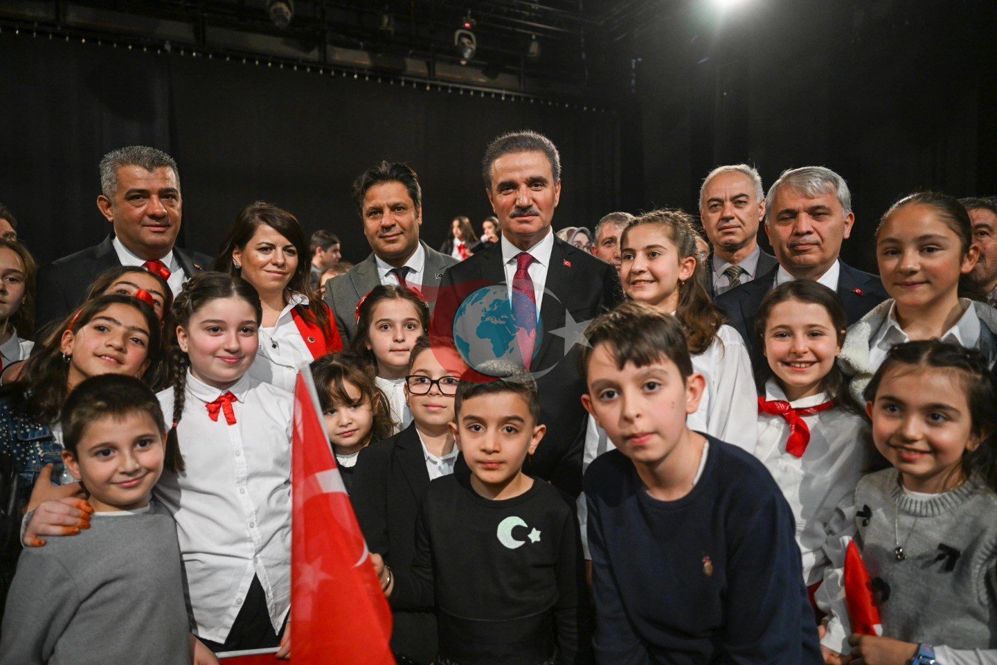Erzurumโda รงocuklar gรถnlรผnce bayramlarฤฑnฤฑ kutladฤฑ