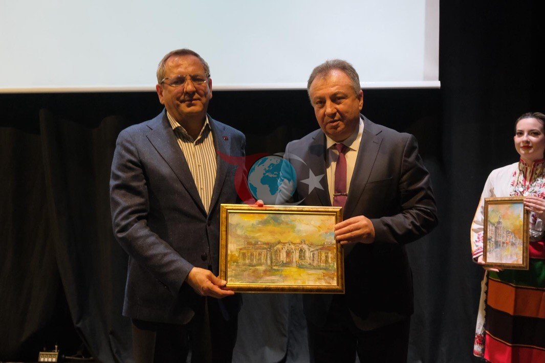 Ayvalık&rsquo;ta Uluslararası Sanat Buluşması