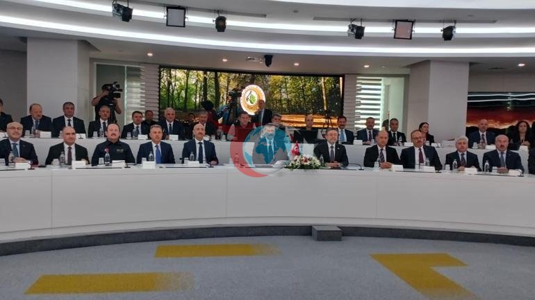 Bakan Yumaklฤฑ: Yangฤฑnlara havadan mรผdahale kapasitemizi 462 tona ulaลtฤฑrdฤฑk