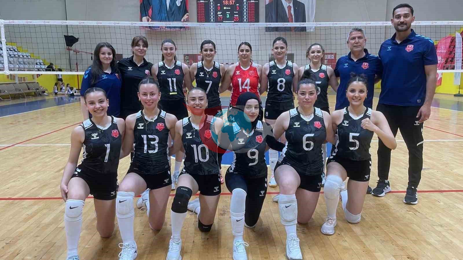 Kahramanmaraş Büyükşehir Belediyespor kadın voleybol takımı 2. Lig’e yükseldi
