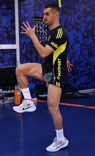 Fenerbahçe’de RAMS Başakşehir FK maçı hazırlıkları başladı