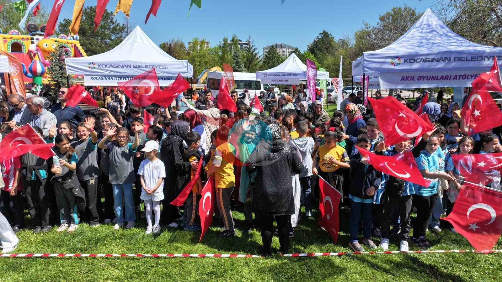 Kocasinanโda bayram havasฤฑnda geleneksel deฤerlerle renklenen รงocuk ลenliฤi