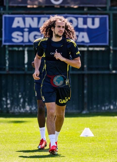 Fenerbahçe, RAMS Başakşehir FK maçının hazırlıklarını sürdürdü