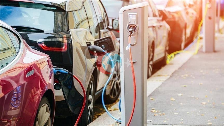 Elektrikli araçta '400 bin' sınırı aşıldı: Şarj soketlerinde rekor artış!