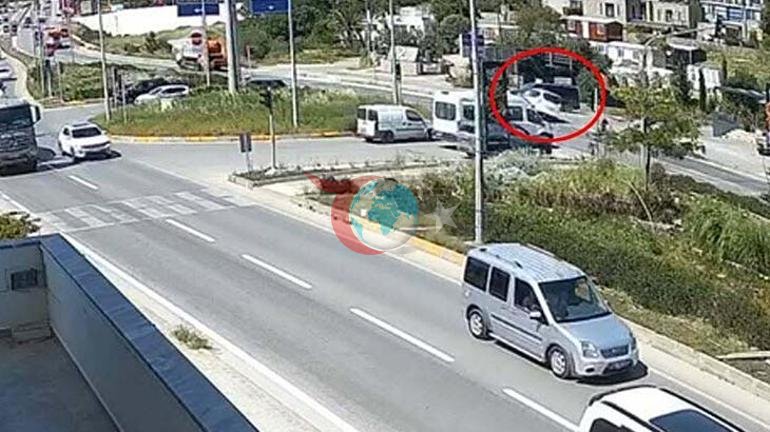 Bodrum’da trafik kazasında 2 Sahil Güvenlik personeli hafif yaralandı Kaza kamerada