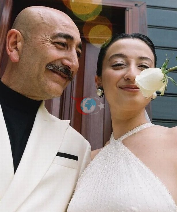 Melike Şahin bebek beklediğini müjdeledi