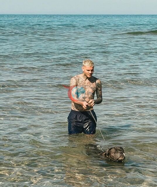 Icardi ve China Suarez Şile Sahillerinde: Derbi Yorgunluğunu Attılar!