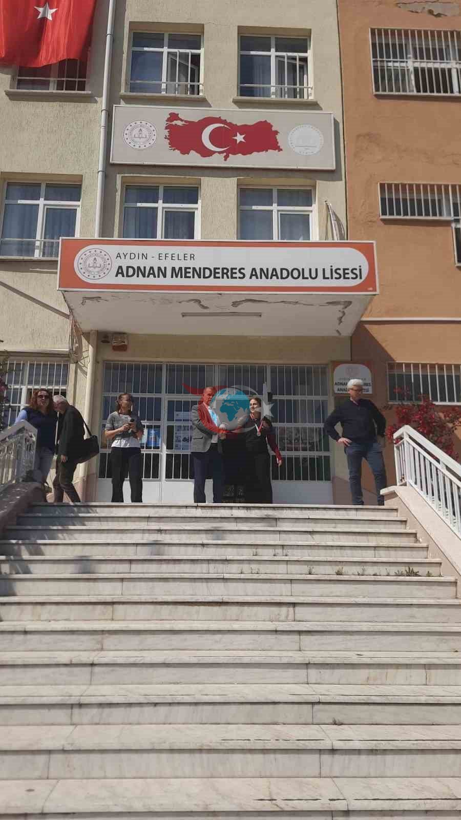 Aydınlı öğrenci Türkiye birincisi oldu