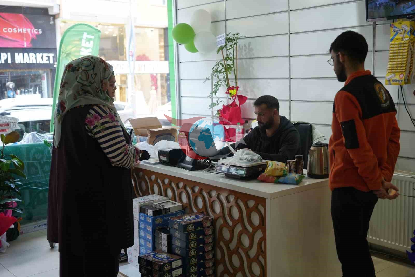 Muลโta boykot รผrรผnlerini raflarฤฑna almayan yeni market hizmete aรงฤฑldฤฑ