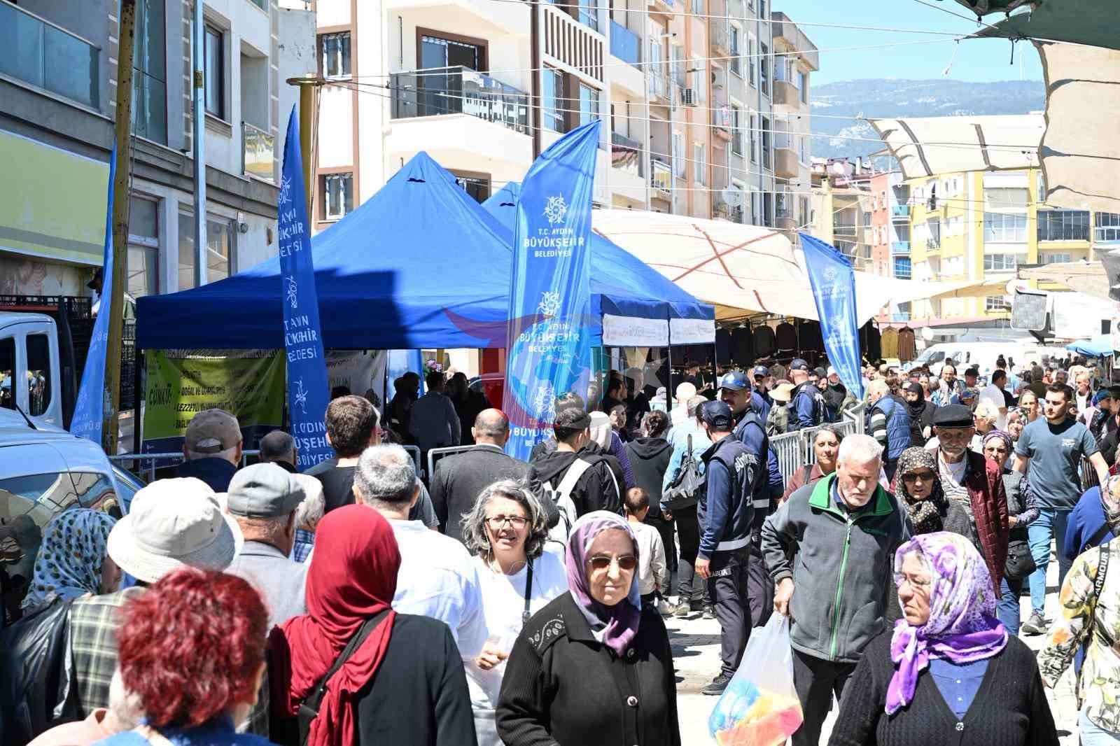 Binlerce fide Söke&rsquo;de vatandaşlarla buluştu