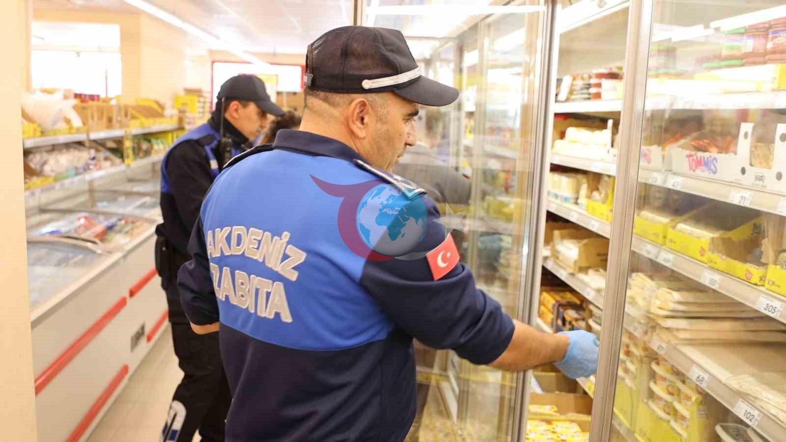 Akdeniz&rsquo;de zabıta denetimleri sürüyor