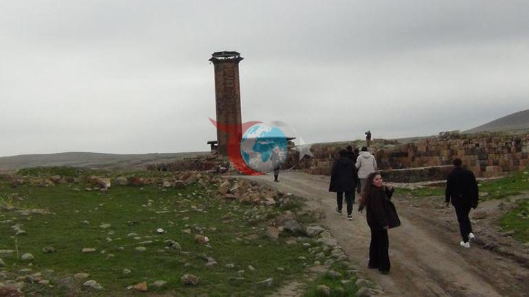 Bin bir kilise şehri Ani, ziyaretçi rekoruna koşuyor Gören Büyüleniyor