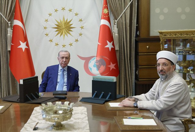 Cumhurbaşkanı Erdoğan, Türkiye Diyanet Vakfına kurban bağışında bulundu - Resim: 0