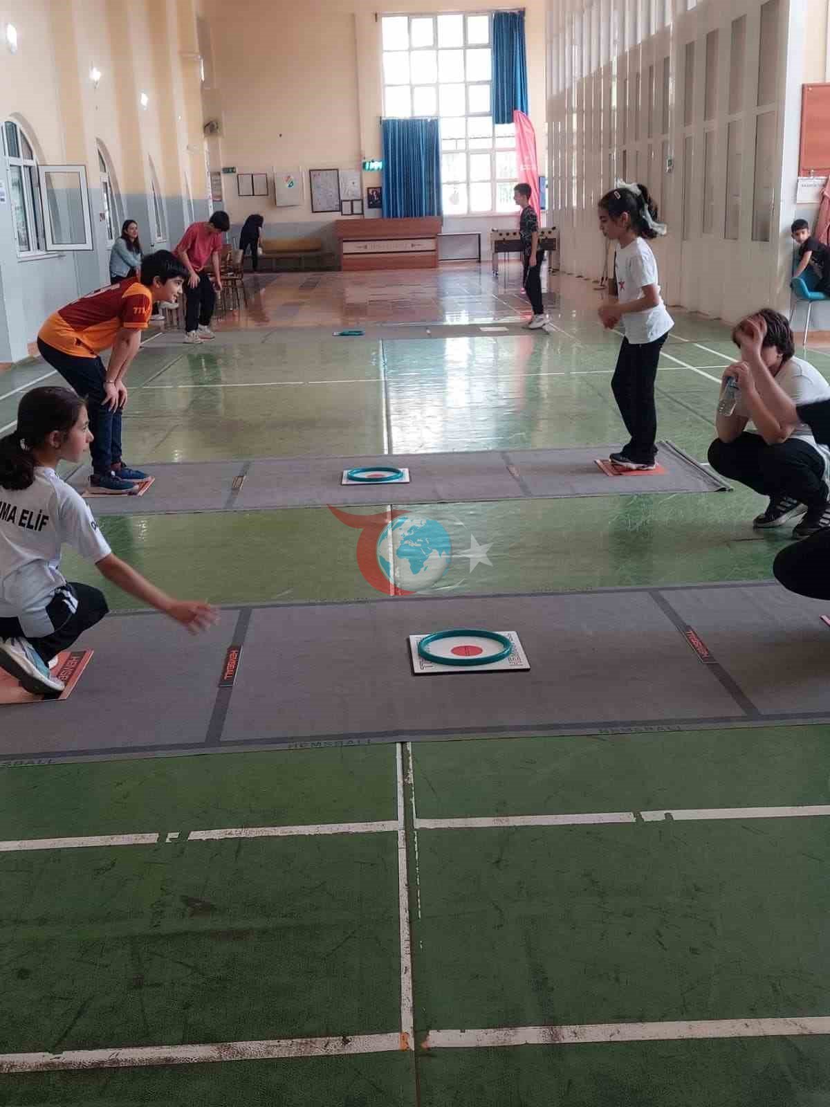 Geleceğin sporcuları antrenmanlarına devam ediyor