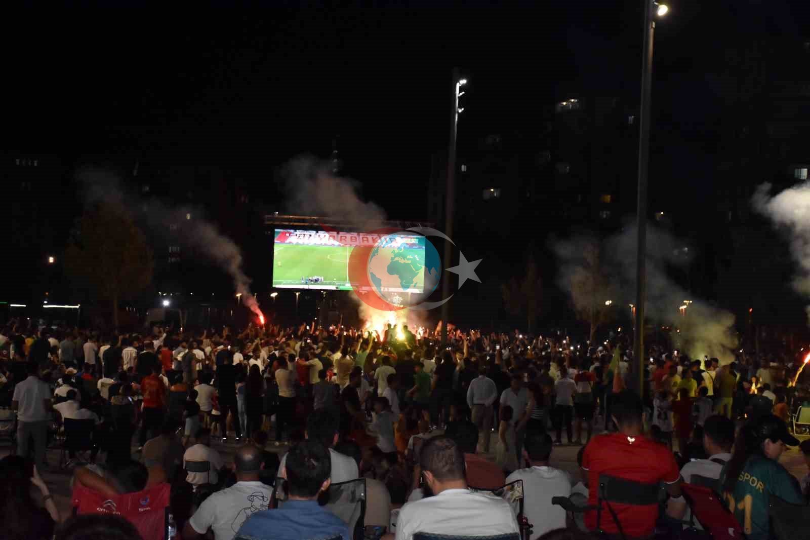 Amed Sportif Faaliyetler'in Süper Lig Yolculuğu İçin Diyarbakır'da Dev Ekranlar Kuruluyor