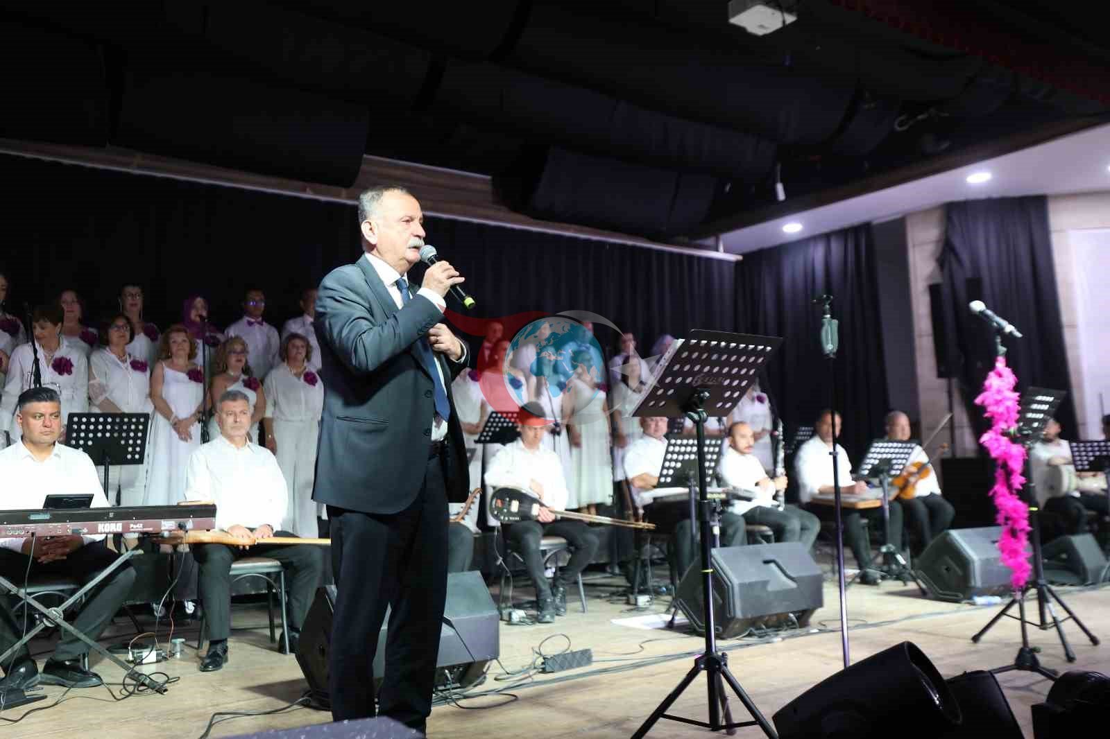 Yunusemre Türk Müziği Topluluğundan unutulmaz konser