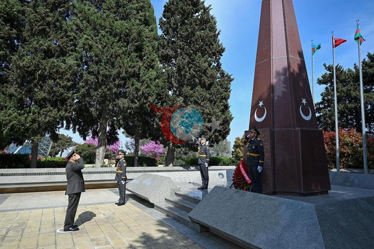 Kara Kuvvetleri Komutanı Orgeneral Tokel, Azerbaycanda temaslarda bulundu