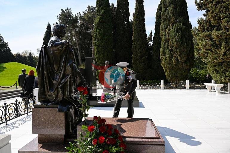 Kara Kuvvetleri Komutanı Orgeneral Tokel, Azerbaycanda temaslarda bulundu
