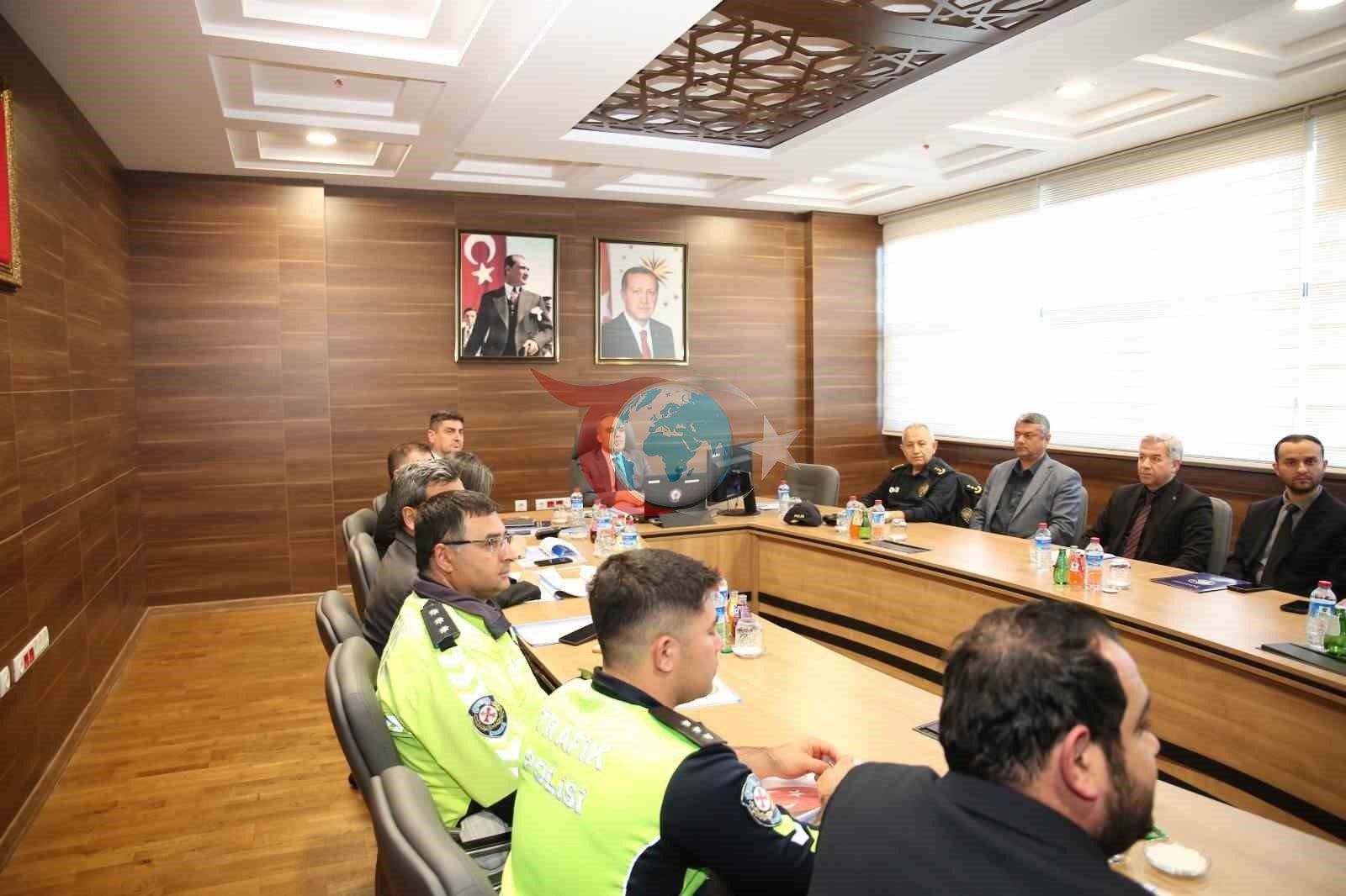 1 Mayıs İçin Güvenlik Önlemleri Afyonkarahisar'da Ele Alındı