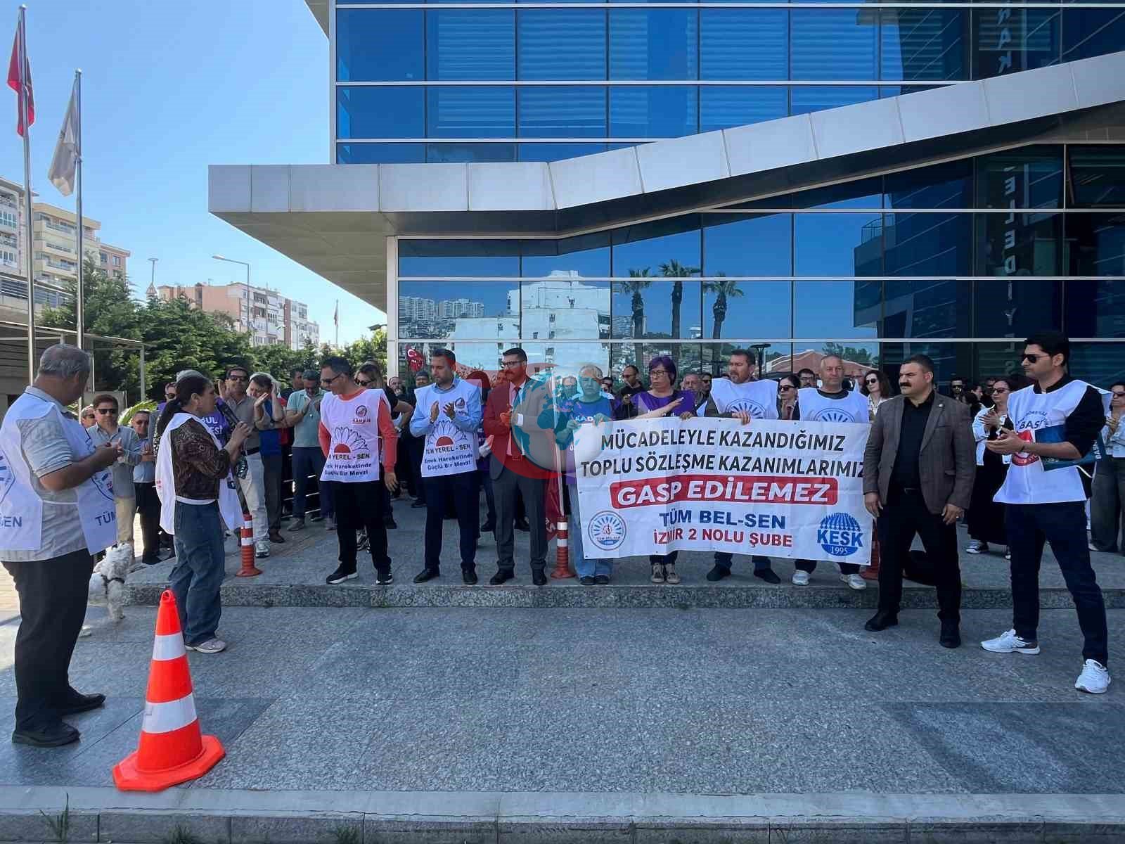 Bayraklı Belediyesi’nde memurların hak arayışı sürüyor
