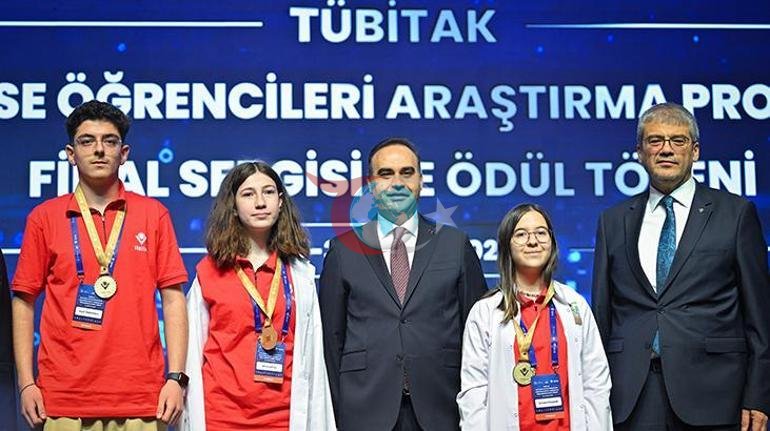 Bakan Kacır: Cesur, meraklı ve özgüveni yüksek bir nesil yetişiyor