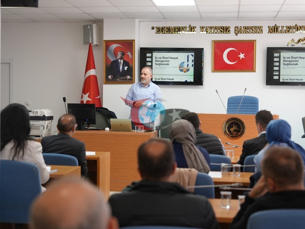 Belediye Çalışanlarına Stresle Başa Çıkma Eğitimi