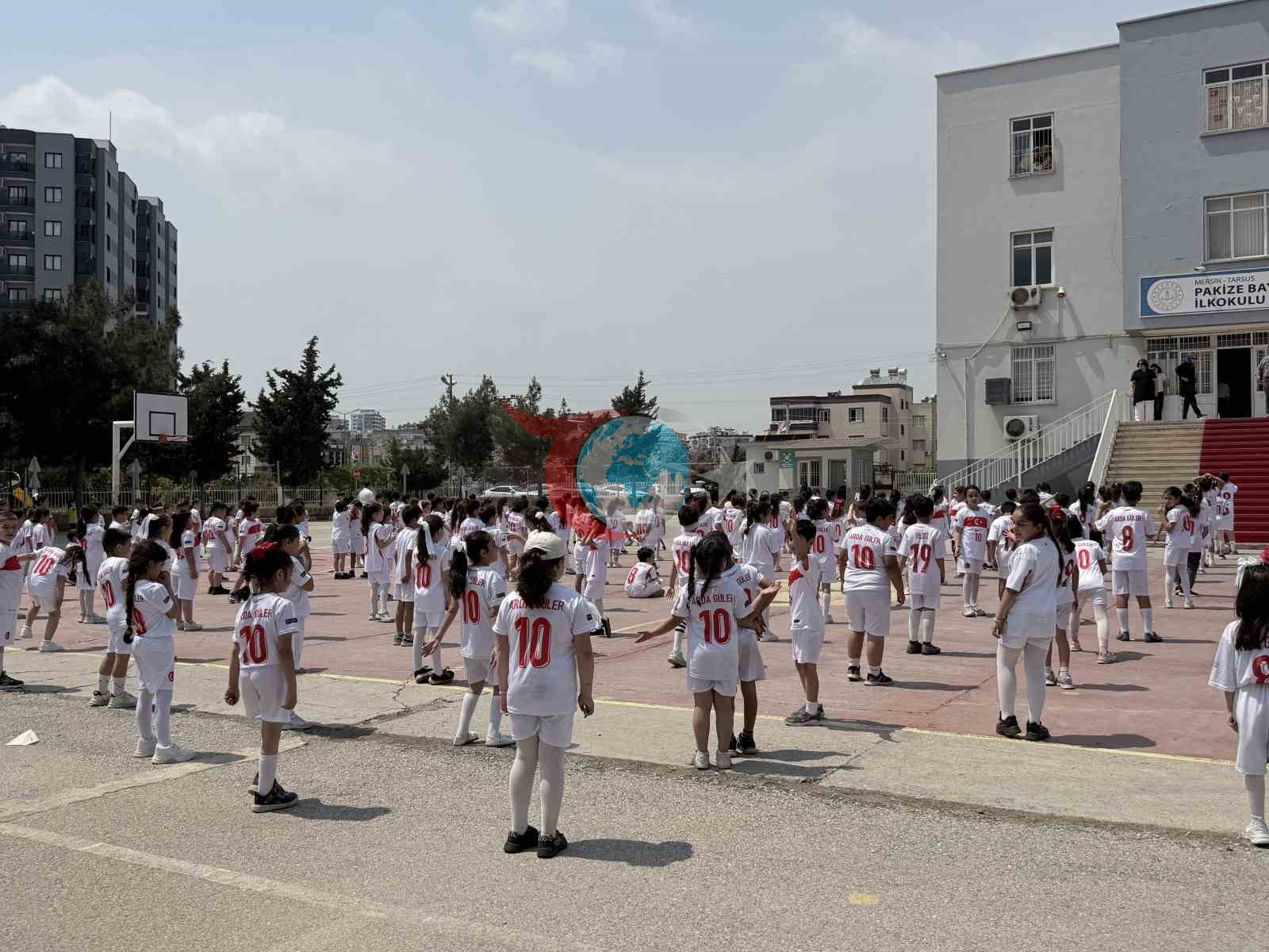 Tarsuslu Miniklerden Arda Güler'e Coşkulu Davet