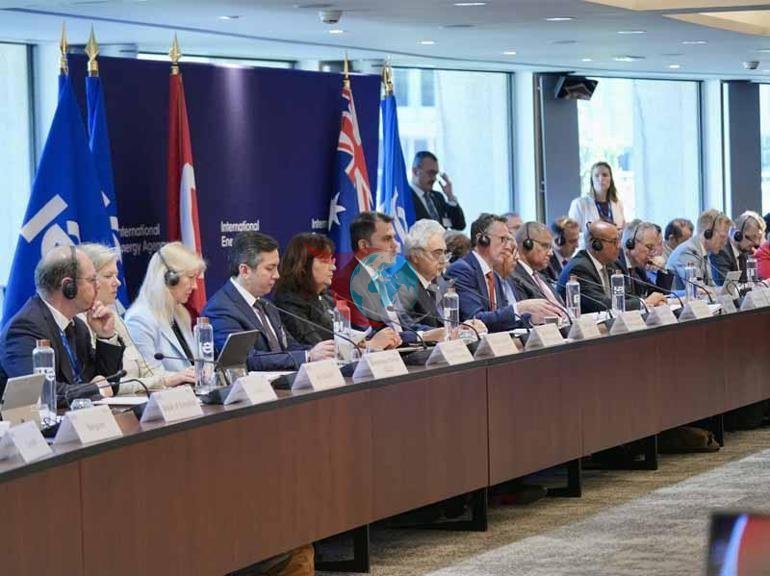 Bakan Kurum: Yapılması gereken en kritik atılım, temiz enerjiye geçişi hızlandırmak